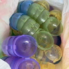 ガチャガチャ　空　カプセル　287個の画像