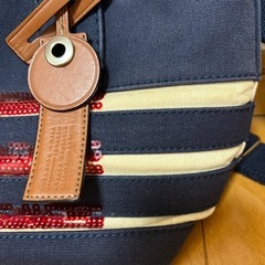 マークバイマークジェイコブス　トートバックの画像
