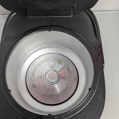TOSHIBA　3合炊き　ジャー炊飯器　RC-5MFM 2023年製の画像