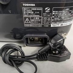 TOSHIBA　3合炊き　ジャー炊飯器　RC-5MFM 2023年製の画像