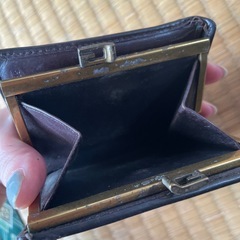 グッチ がま口財布 箱&リボン付きの画像