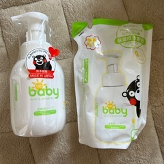 uq ベビー全身泡ソープ　詰め替え300ml セット