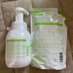 uq ベビー全身泡ソープ　詰め替え300ml セットの画像
