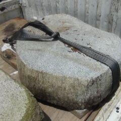 福島県発 中島村発 灯篭の部材 4個まとめて 中古品 現状品 引き取り限定の画像