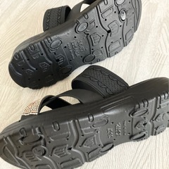 新品　サンダルの画像