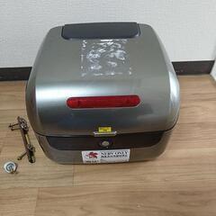 リアボックスの画像