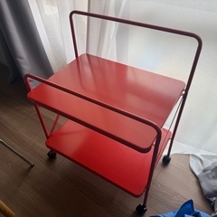 IKEA ソファサイドテーブルキャスター付きの画像