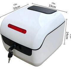 リアボックスの画像