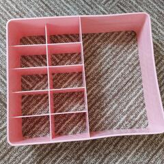 引き出し仕切りの画像
