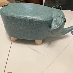 新品ぞう　椅子の画像