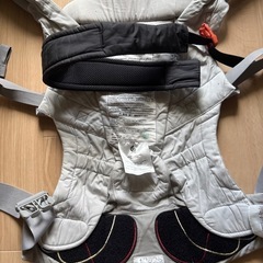抱っこひも　エルゴベビー　アダプト　中古
の画像