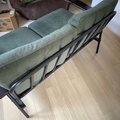 ソファ　グリーン　ビンテージ風
の画像