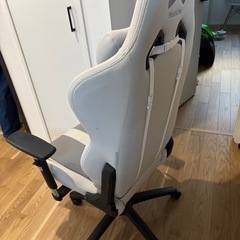 ゲーミングチェアの画像