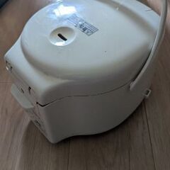 炊飯器の画像