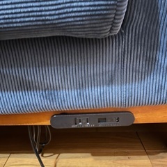 ソファ　コーデュロイ　３人掛け　USB充電付きの画像