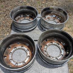 トラック用アルミホイール　フロント用4本セット　4軸低床　8穴　JISの画像
