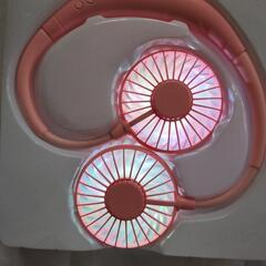 💨【新品・未使用品】首かけ扇風機 ピンク×LEDライト付き USB充電式の画像