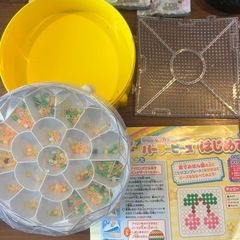 アイロンビーズセットと水でくっつくビーズまとめて！の画像