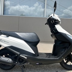 【美車•人気車種】スズキ アドレス125 FI車両 ホワイト【街乗り、買い物にどうですか】の画像