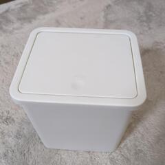 【美品】無印良品の蓋付きダストボックス・ゴミ箱