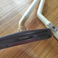 紙パック不要!? National シリンダー式 掃除機 MC-717C(USED·動作品)の画像