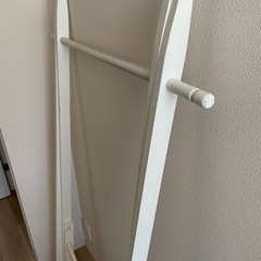 木製　洋服掛けの画像
