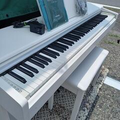 人気のホワイト！取説付！YAMAHA！ヤマハ！電子ピアノ！2020年！YDP-144の画像