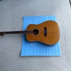 MOLALES アコギ　ライムグリーン 【思い切って8,500円で譲ります】 ギターMorrisアコースティックギターw-30 ギター練習趣味小倉北