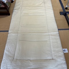 【無料】ウール100%の敷きパッドお譲りします（シングルサイズ）の画像