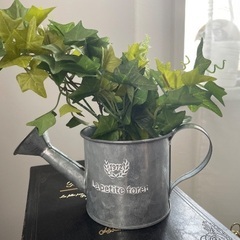 インテリア雑貨　ジョウロ　ヴィンテージ風　置物