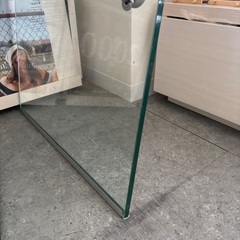 ガラス　ローテーブルの画像