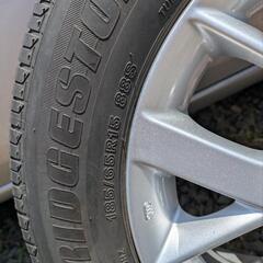 185/65R15 日産ノート サマータイヤ 純正アルミホイールの画像