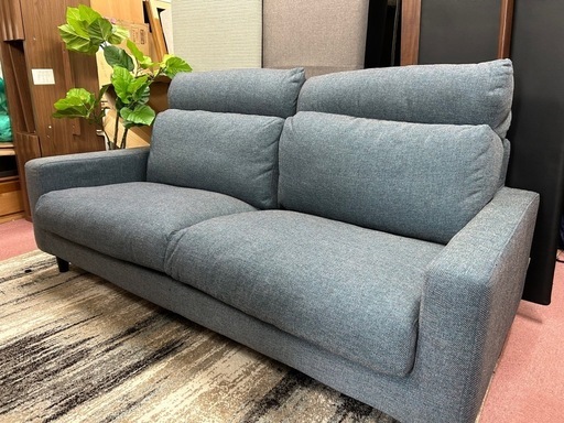 首が楽なハイバックソファー