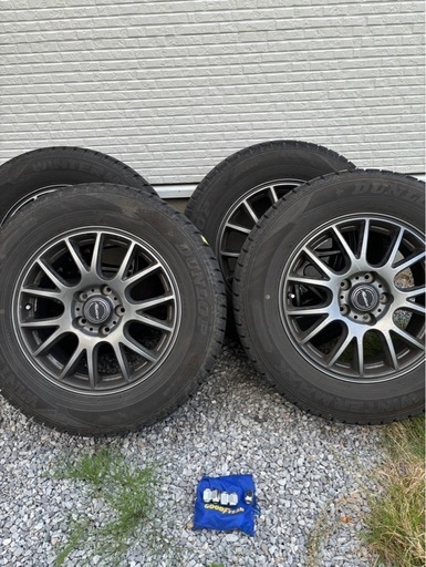 【スタッドレスタイヤホイルセット】ダンロップ 215/65R16 4本セット