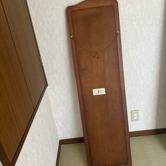 値下げ 姿見 鏡 ミラー　壁掛けタイプ　木の画像