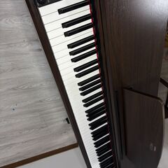 ヤマハ 電子ピアノ YDP-140 (イス付き) - お子様の練習に最適！の画像
