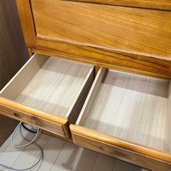 木製収納棚の画像