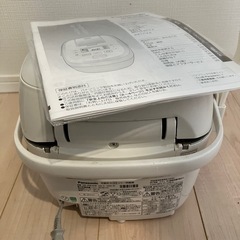炊飯器5.5合炊き　パナソニックSR-PB109の画像