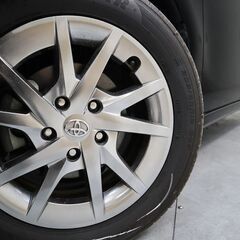 ✨車高調・LED装備✨人気　プリウスアルファの画像
