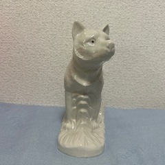 犬の置物　陶器製の画像