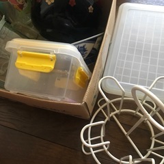 コップ　皿などの画像