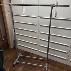 パイプハンガーラック　差し上げますの画像