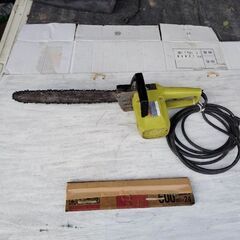 チェーンソー、ノコギリ、工具の画像