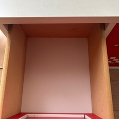 レトロなチェストの画像