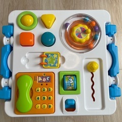 取引中⭐︎知育玩具アクティビティテーブルの画像