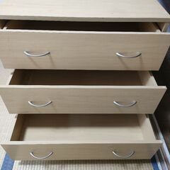 押し入れ用タンスの画像