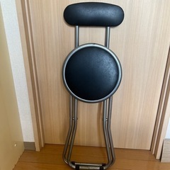 【0円】折りたたみ椅子の画像