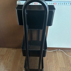 【決まりました】キャスター付き3段ワゴンの画像