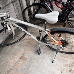 GIANT クロスバイク ESCAPE ホワイト（防犯登録解除可）★愛用車です！の画像
