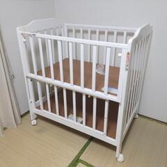 ベビーベッド